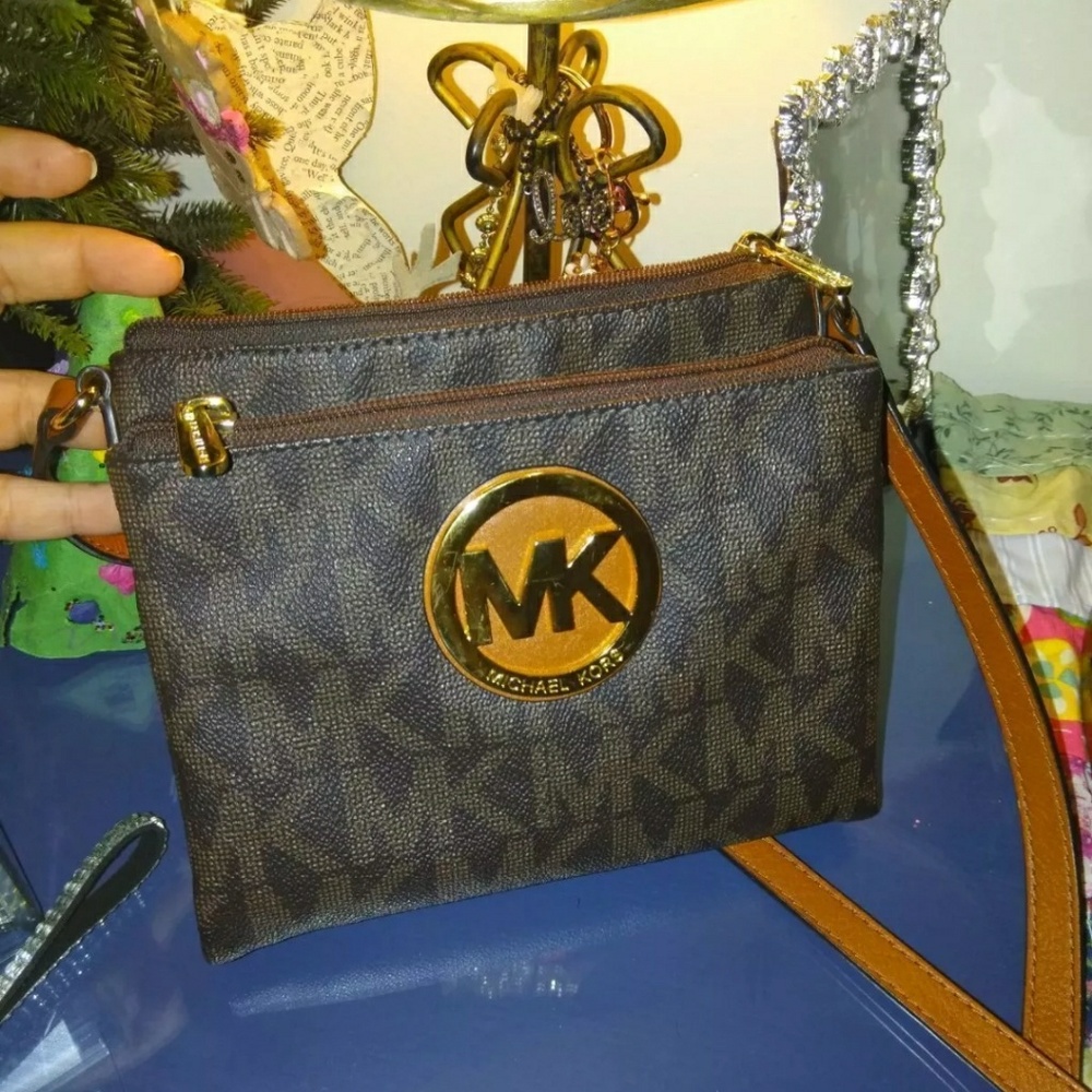 Michael Kors Crossbody
